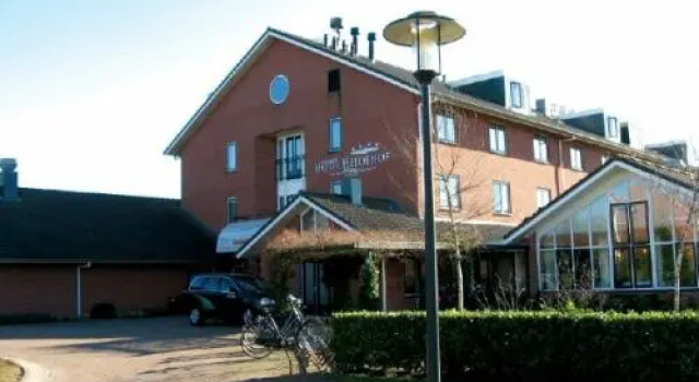 Одноместный люкс Fletcher Hotel Restaurant Heidehof
