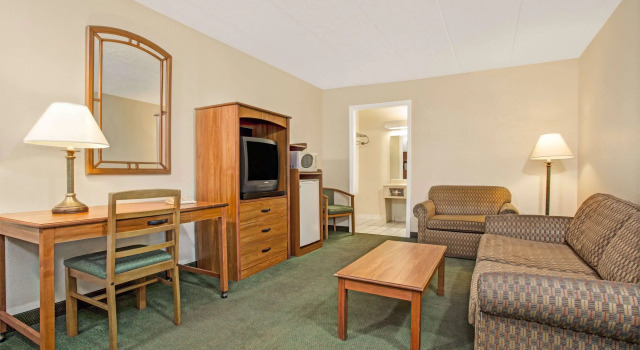Super 8 Mason, Rezerwuj Hotel Hotele w Mason z parkingiem, Parking