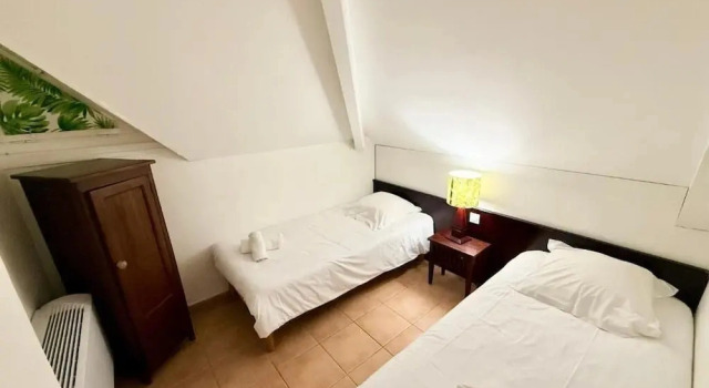 Sur la Plage - Club Sainte-Anne, Book Lejlighedshotel Sainte-Anne Grande-Terre