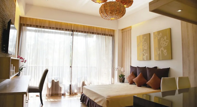 Двухместный номер Standard с балконом Dhevan Dara Beach Villa Kuiburi