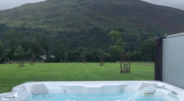 Вилла Dalveich Cottage W/hot tub & Stunning Views
