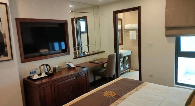 Двухместный номер Deluxe Internal Window Rex Hanoi Hotel