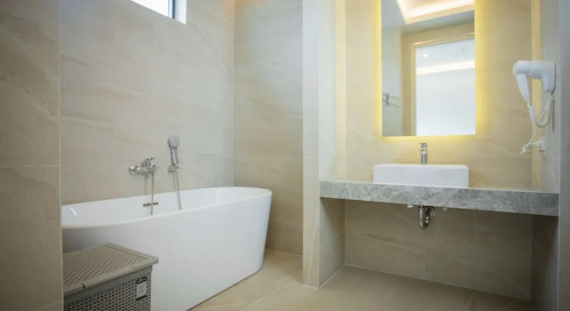 Вилла с 4 комнатами Gold Chariot Pool Villa, Phuket - SHA Plus Certified