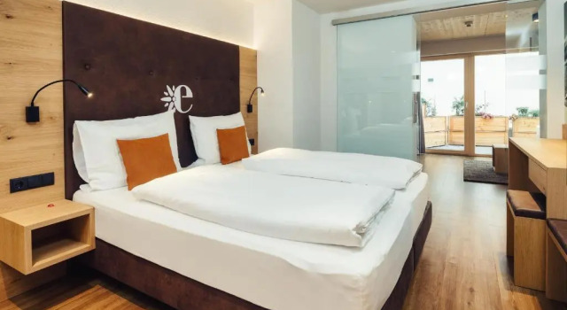 Двухместный номер Deluxe с балконом Hotel Edelweiss Superior
