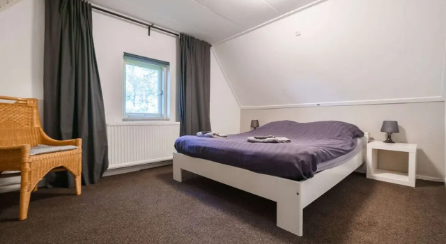 Detached Atmospheric Farmhouse with Large Garden & Privacy near Dalfsen, Rezerwuj Dom wakacyjny Dalfsen Salland