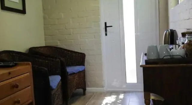 Hermanus 13 on 2nd Guest Rooms, Забронировать Отель Херманус Walker Bay Nature Reserve