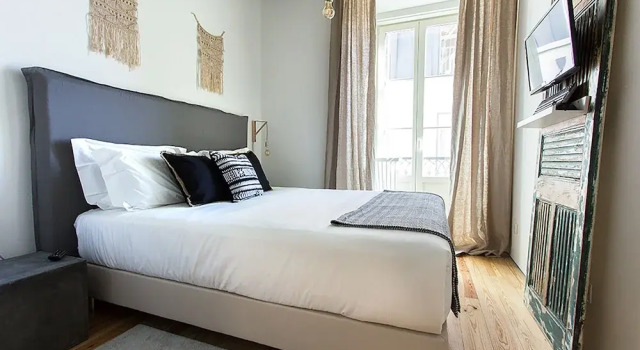 Апартаменты с 2 комнатами с балконом Luxury T.M. Flat with a View