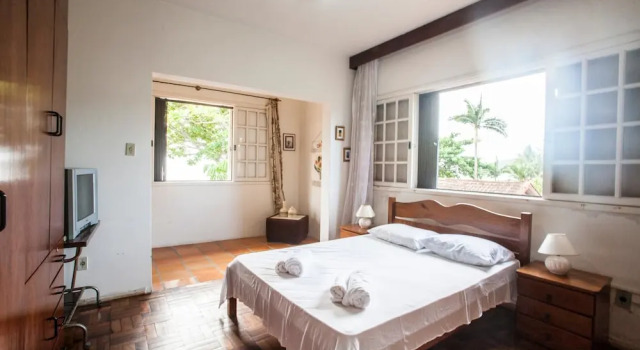 FL023 6 Bedroom Holiday home By Senstay, Забронировать Дом для отпуска Коттеджи Флорианополиса, Коттедж