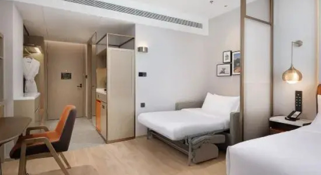 Капсула Home2 Suite by Hilton Xinzhou Ancient City