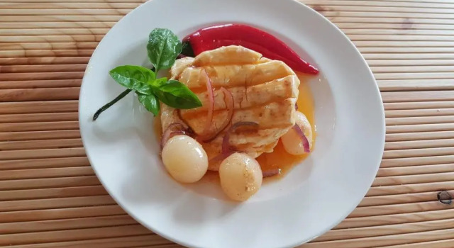 Penzion a Bistro Dílna, Забронировать Отель Тршебонь Trebonsko