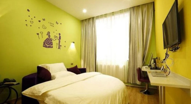 2099Love Theme Hotel