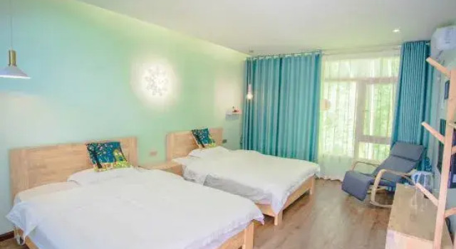 Xiaoma Benben Guesthouse, Prenota Hotel Hotel a Sichuan con piscina, Piscina