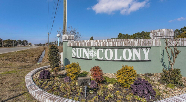 Pool Access & Pond Views: Longs Home Near Golf!