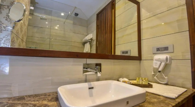Номер Executive Infinitea Tea Garden Resort