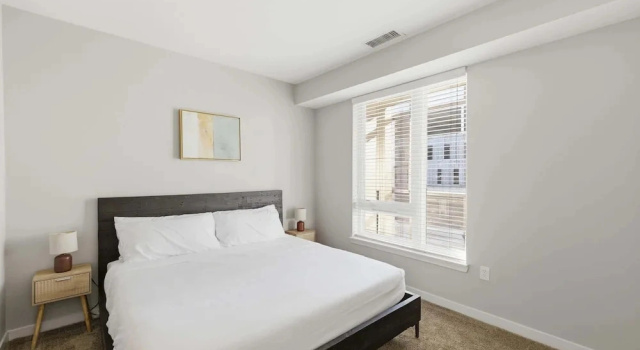 Апартаменты CozySuites at Artistry Indy