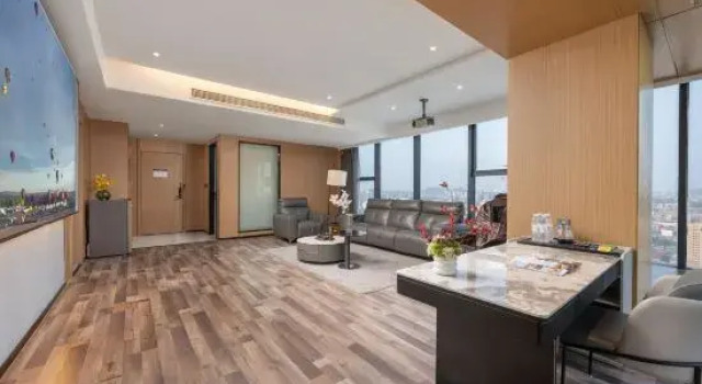 Люкс Fujitsu International Hotel (Zaozhuang West Station Wanda Plaza Store)