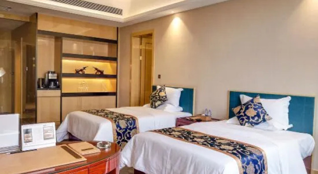Семейный люкс Yinwan International Hotel