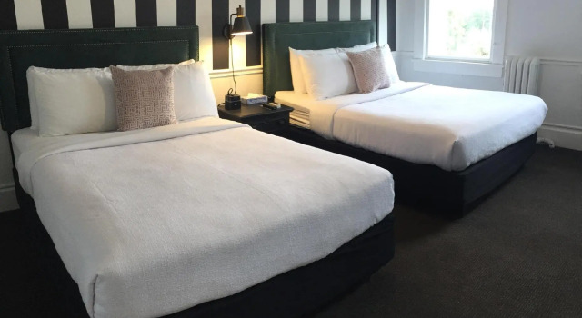 Четырёхместный номер Deluxe The Cordova Inn, a New Hotel Collection Property
