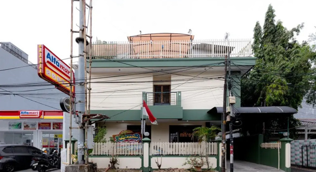 Urbanview Hotel Mitra near Grand Indonesia, Book Hotel Tanah Abang Jakarta