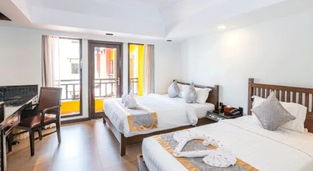 Семейный номер Deluxe Sokchea Angkor Hotel