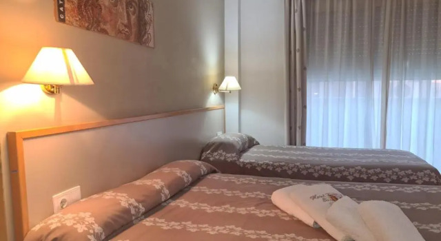 Трёхместный номер Standard с балконом Hotel Cosmos Tarragona