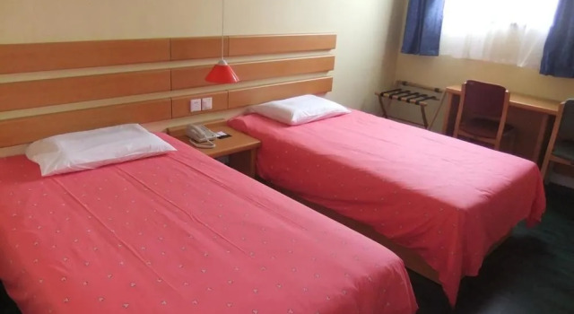 Home Inn Shantou Chaoyang Zhonghua Road Branch (Currently unavailable)