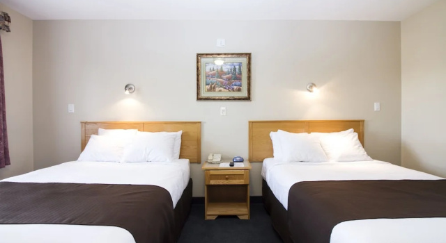 Четырёхместный номер Standard West Country Inn
