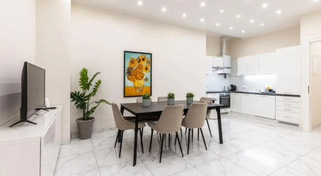 Апартаменты Spacious 2 bedroom apartment nearby center