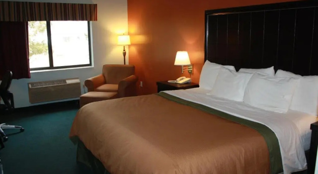 Bay Inn, Boek Hotel Tawas City Michigan