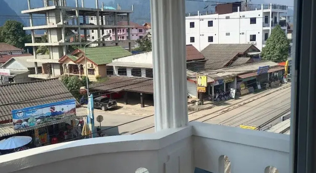 Двухместный номер Deluxe с видом на горы Vang Vieng Trendy Hotel