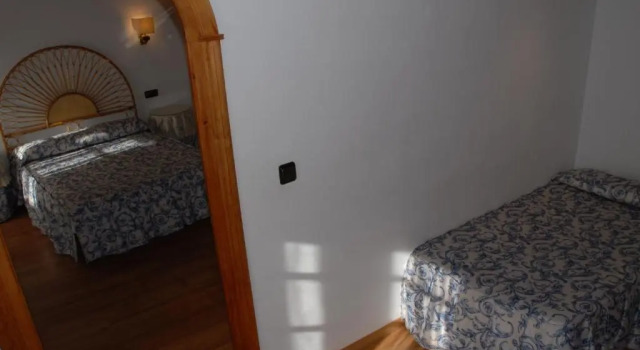 Четырёхместный номер Standard Hotel Europa