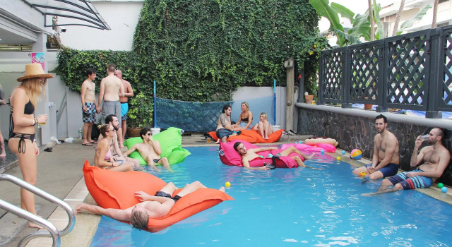 Mad Monkey Hostel Bangkok @ Rambuttri Village Khaosan Area