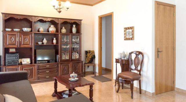 House With one Bedroom in Cinco Ribeiras, With Wonderful Mountain View, Reserva ahora Hotel Hoteles de 3 estrellas en Terceira, 3*