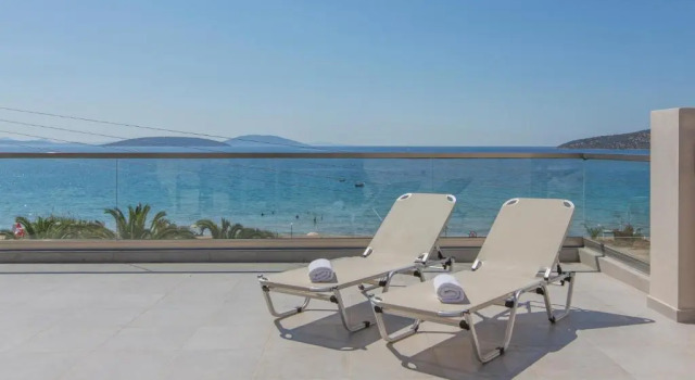 Полулюкс с видом на море Golden Beach