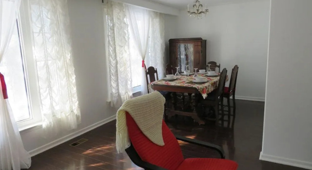 Comfortable Residence in Toronto, Varaa Hotelli North York 