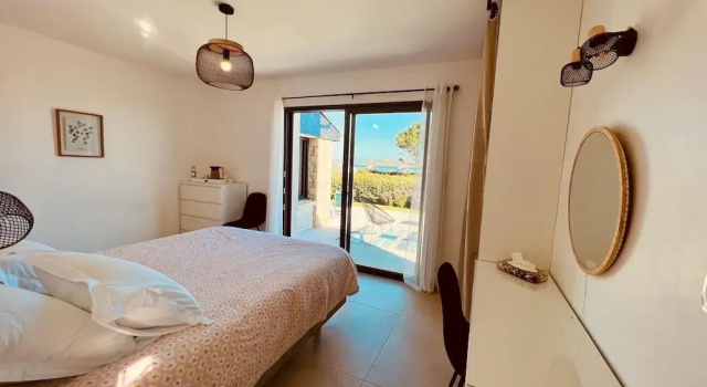 Magnificent Villa by the sea, Rezerwuj Willa  