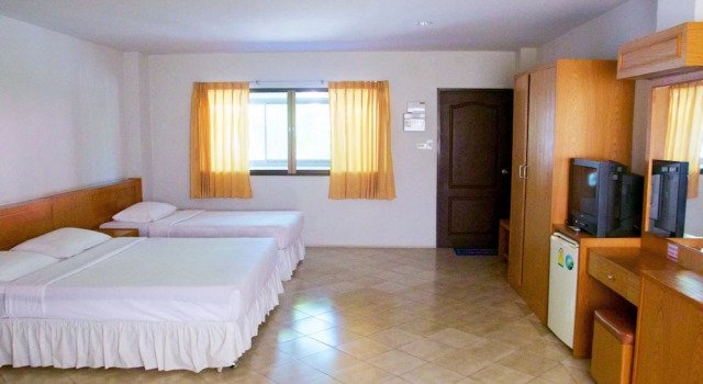 Двухместный номер Superior с балконом Sichang Shine Khao Resort