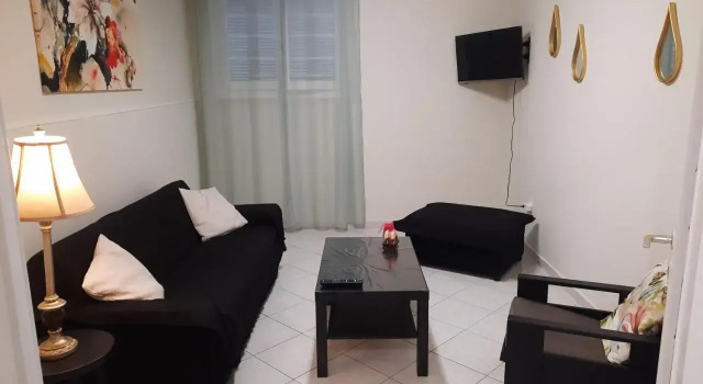 Lousi house