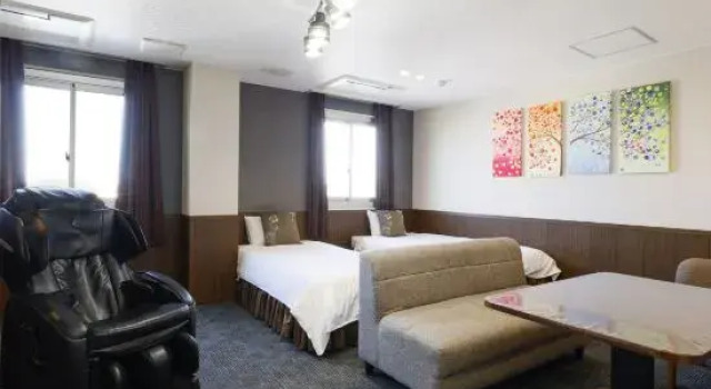Трёхместный номер Deluxe с видом на город Kansai Airport Spa Hotel Garden Palace