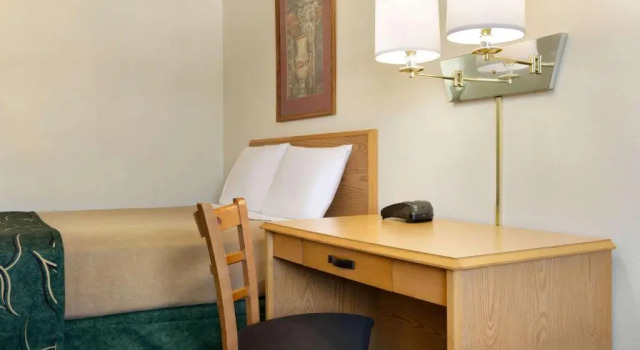 Четырёхместный номер Standard Travelodge by Wyndham Yampa