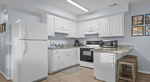 Номер Standard Boardwalk Shores B 2 Bedroom Duplex by RedAwning