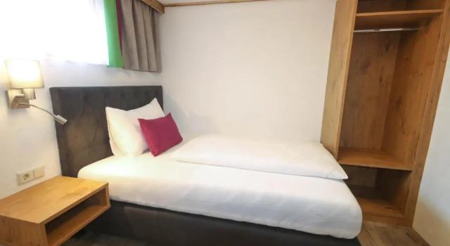 Номер Economy Kia Ora Hotel Restaurant