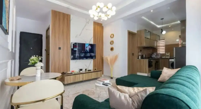 Lux Lekki Home w PS5 Balcony 24 7 Power Security, Prenota Appartamento Hotel a Eti-Osa con parcheggio, Parcheggio