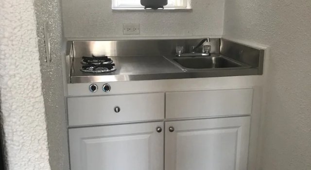 Четырёхместный номер Comfort Pyramid Resort Motel