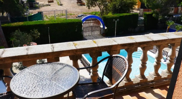 Апартаменты Hotel Restaurant El Bosc
