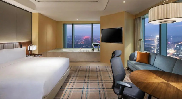 Двухместный номер Deluxe с видом на реку Hilton Fuzhou