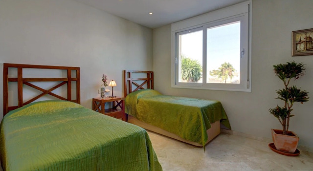 Villa Mirasol, Rezervați Vilă Riviera del Sol Spania