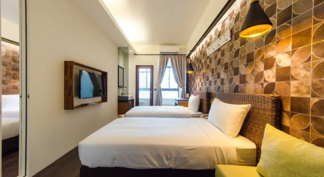 Четырёхместный семейный номер Standard с балконом 嬉安平 Si Anping by Hotel Si