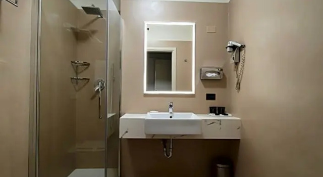 Номер Business Hotel Desenzano