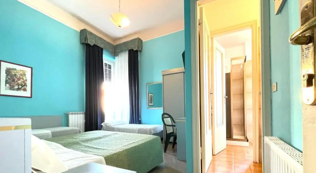 Hotel Doria, Забронировать Отель Отели Кьявари с завтраком, Завтраки